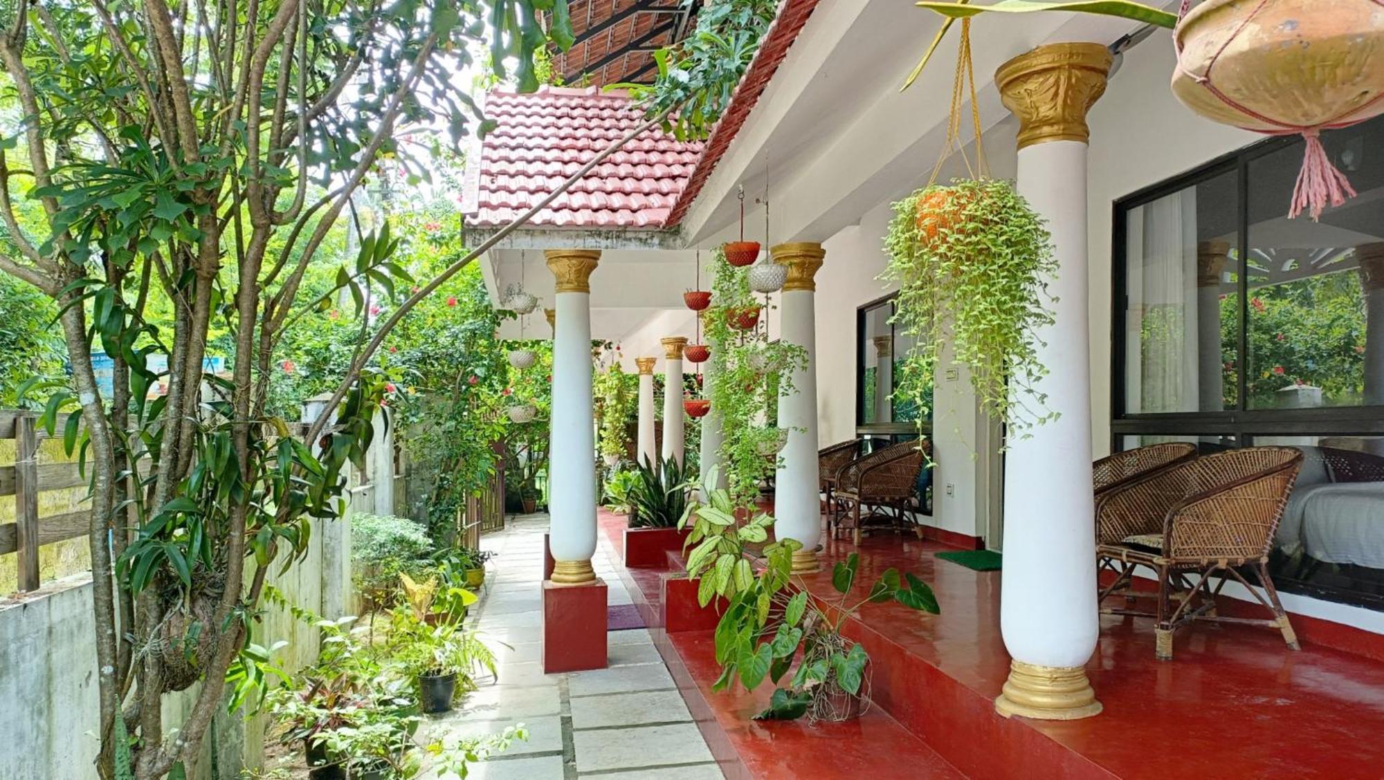 Marari Beach Cleetus Homestay Mararikulam Ngoại thất bức ảnh