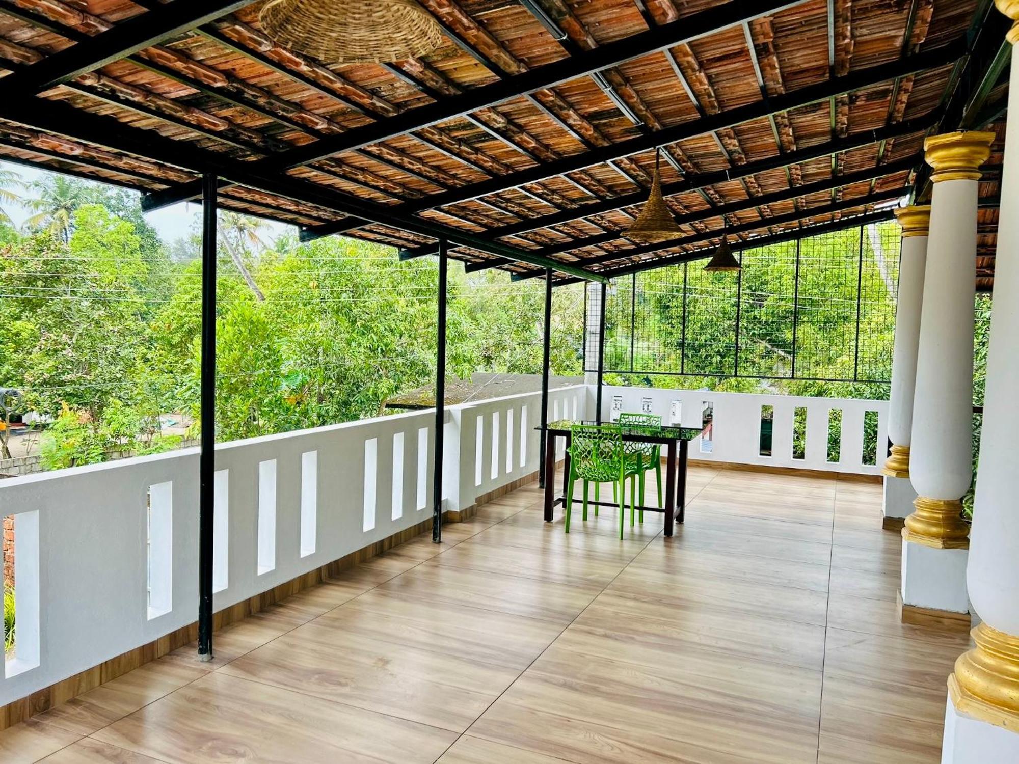 Marari Beach Cleetus Homestay Mararikulam Ngoại thất bức ảnh