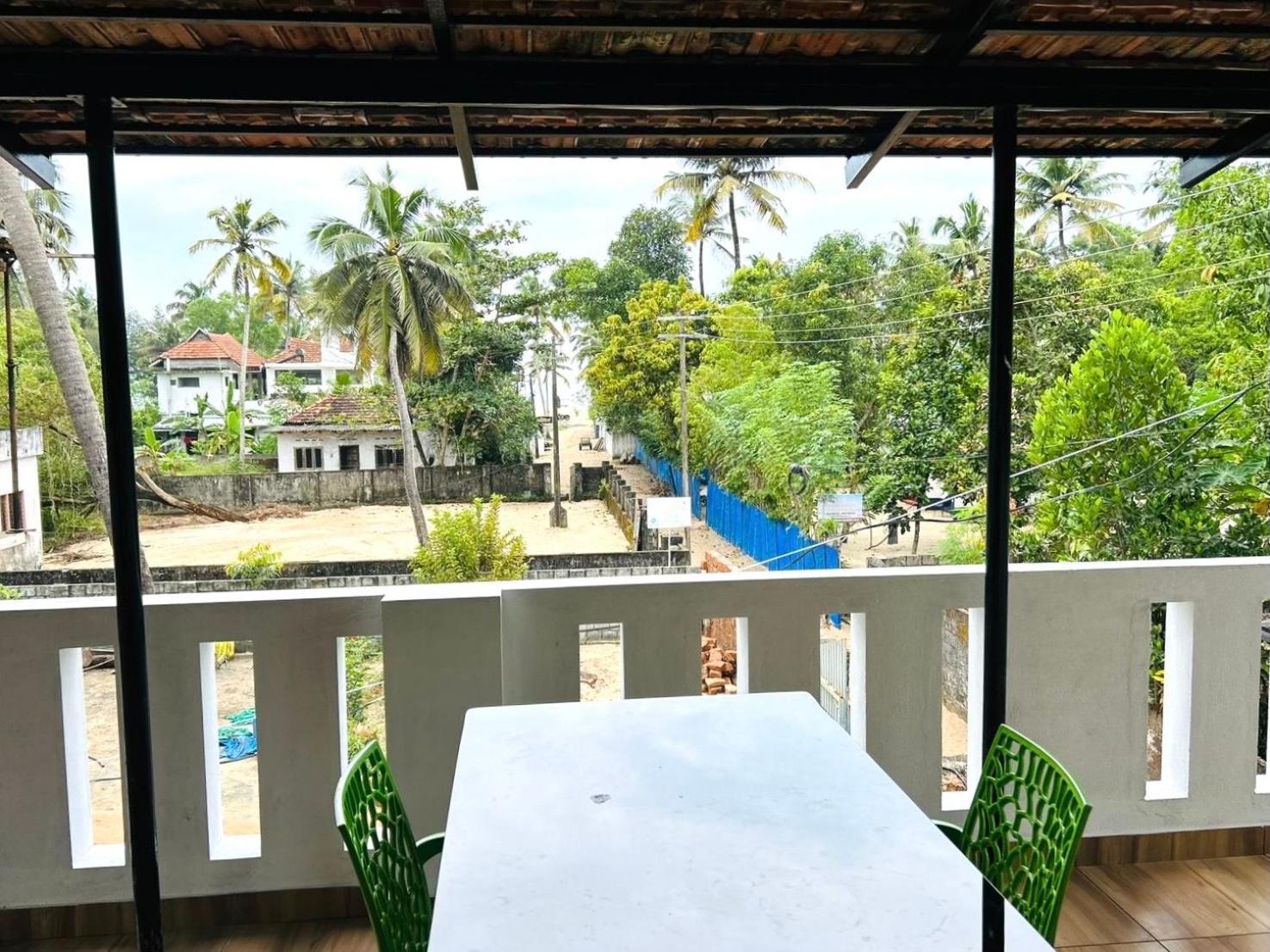 Marari Beach Cleetus Homestay Mararikulam Ngoại thất bức ảnh